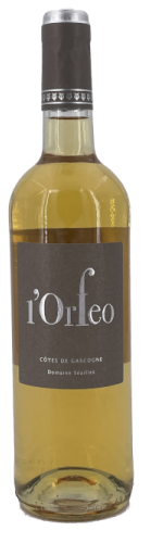 Orféo - bottle of white wine